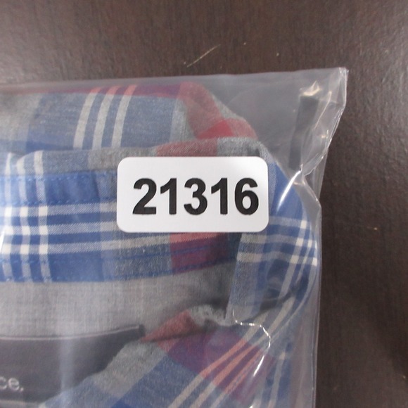 Vince Shirt Mens Medium Blue Red Gray Plaid Cotton Causal Button Up EUC - Picture 7 of 7
